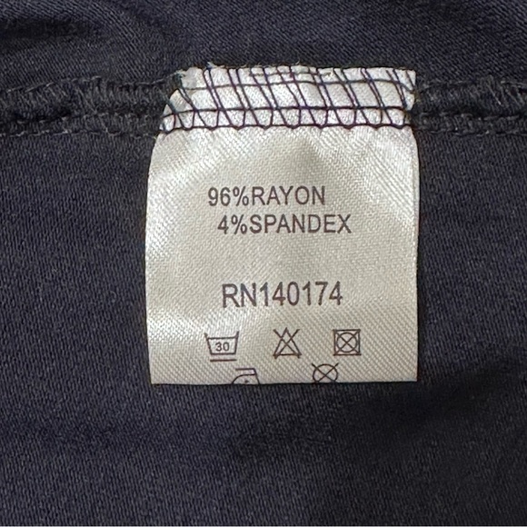 Reborn Pin-Tuck Tunic Size 1X Navy Blue Long Sleeves Shirttail, Notched Neck NWT - Picture 8 of 15